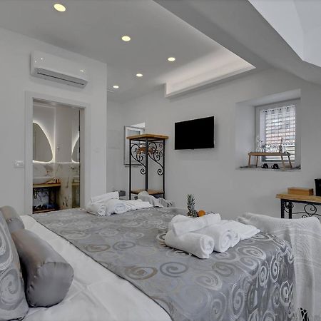 Luxury Rooms Palace B&B Макарска Экстерьер фото
